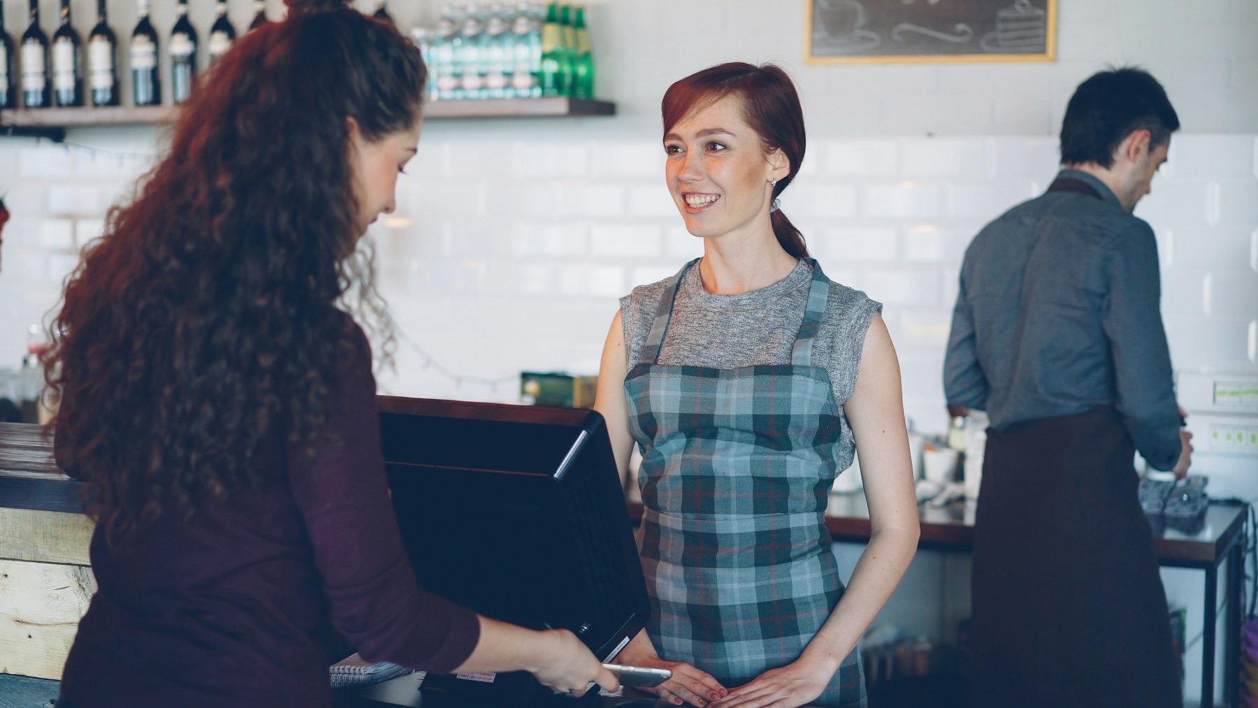 PayDay Portal Mobile App: Real-Time Earnings Transparency for Hospitality Teams