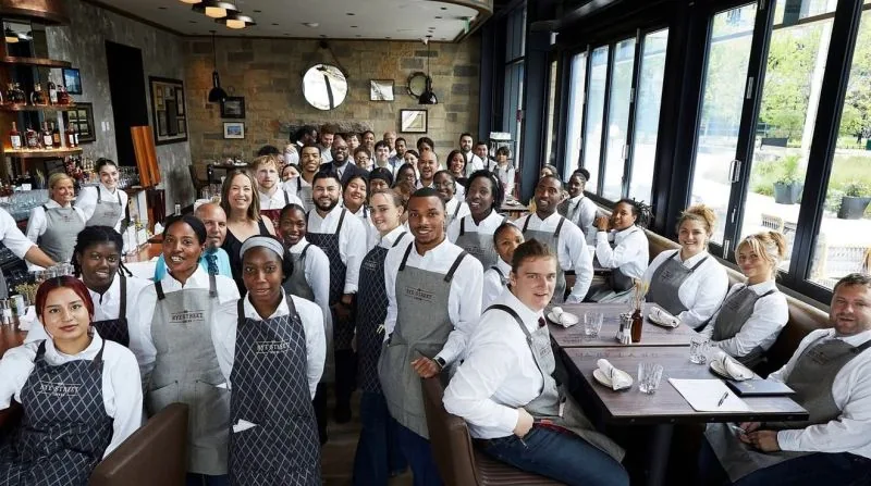 Clyde's Restaurant Group service team